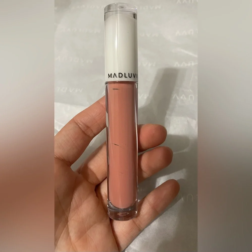 5 items x $25 💕Madluvv rich lip New